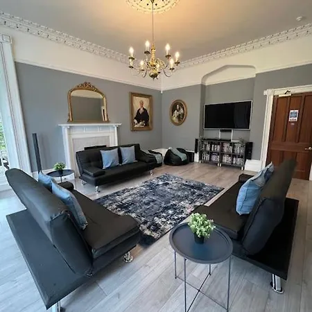 Villa The Beeches - Entire Mansion *