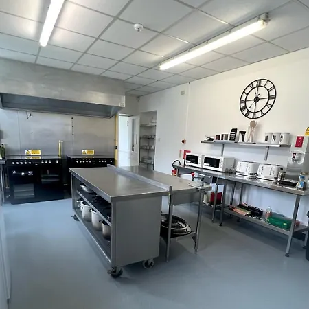 The Beeches - Entire Mansion