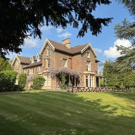 Villa The Beeches - Entire Mansion *